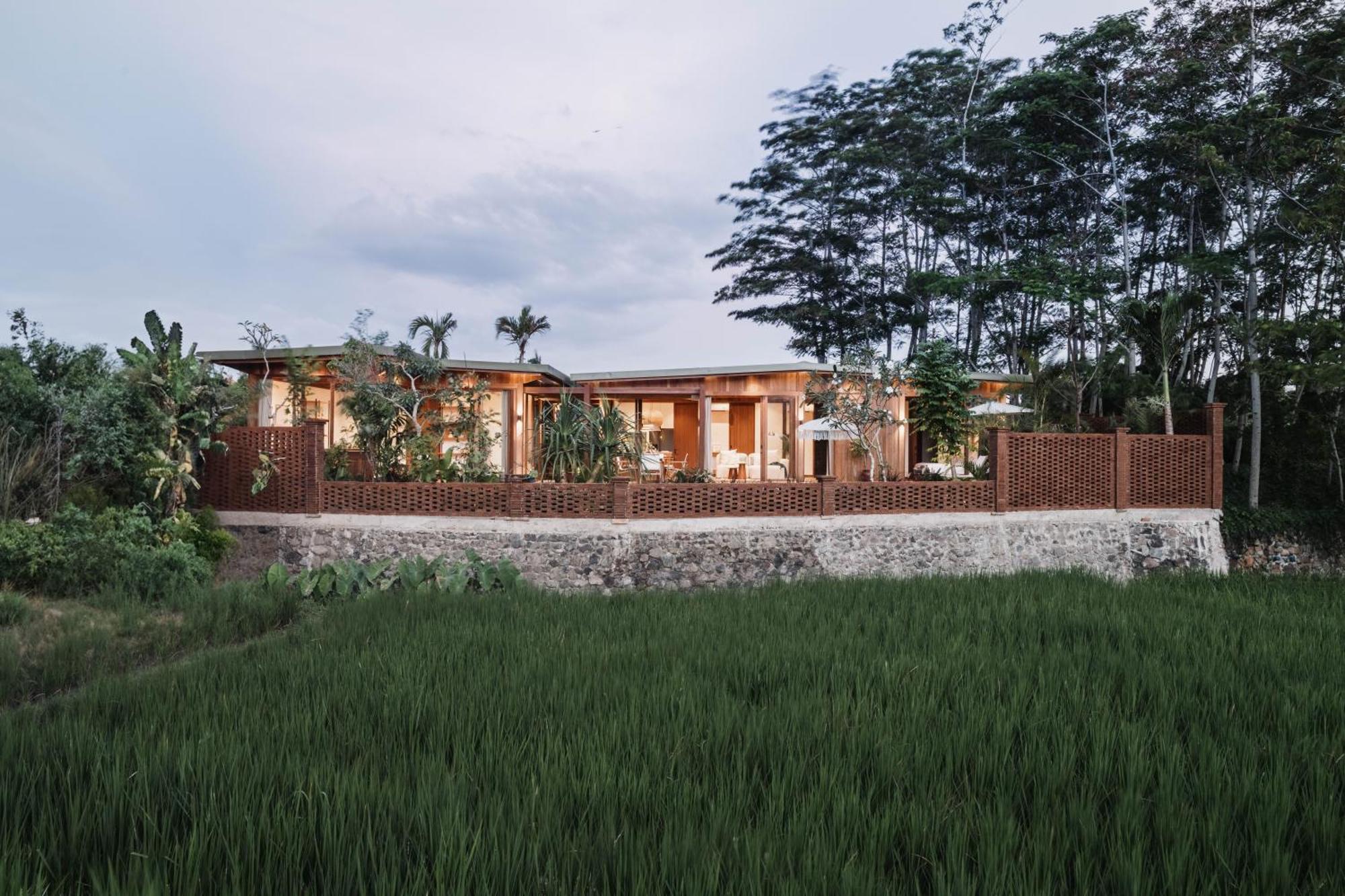 Gruen Canggu Garden Sempidi Экстерьер фото
